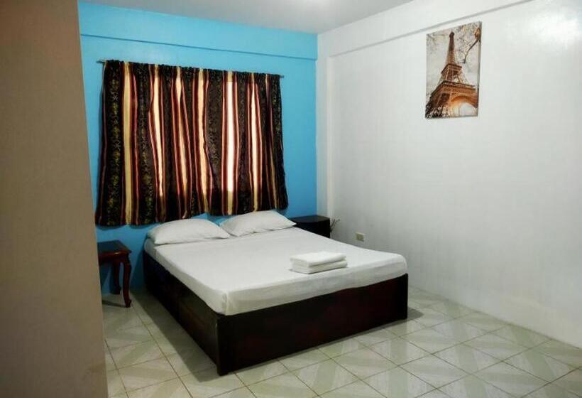 Platinum Hotel By Bluebookers