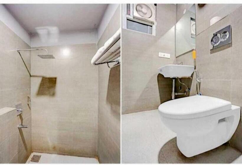 호텔 Pop 70277 Oyo  Welcome