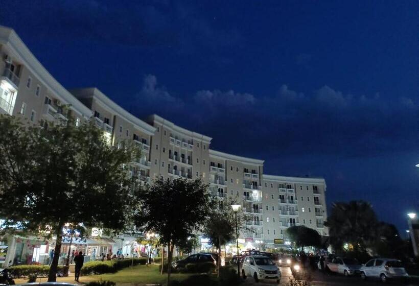 בית מלון כפרי Radhe Krishna Luxury Stay