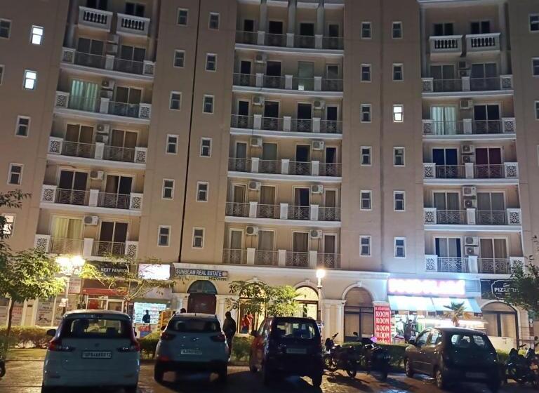 בית מלון כפרי Radhe Krishna Luxury Stay