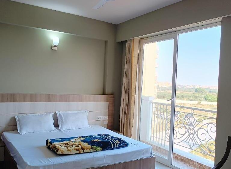 בית מלון כפרי Radhe Krishna Luxury Stay