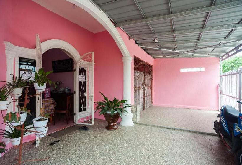 בית מלון כפרי Reddoorz Near Simpang Bandara Smb Ii