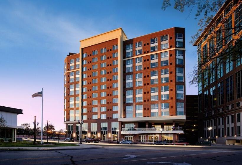 فندق Residence Inn By Marriott St. Louis Clayton