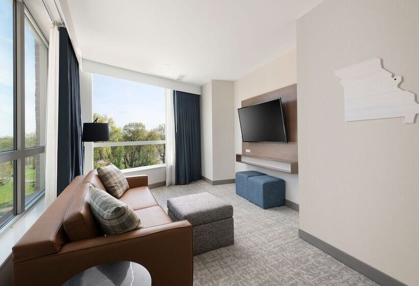 فندق Residence Inn By Marriott St. Louis Clayton