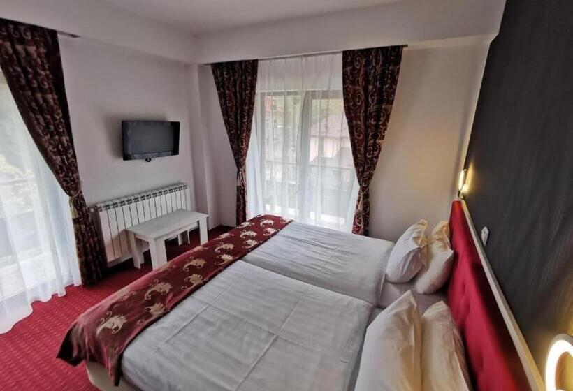 בית מלון כפרי Rudo