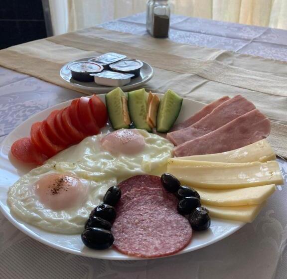 בית מלון כפרי Rudo