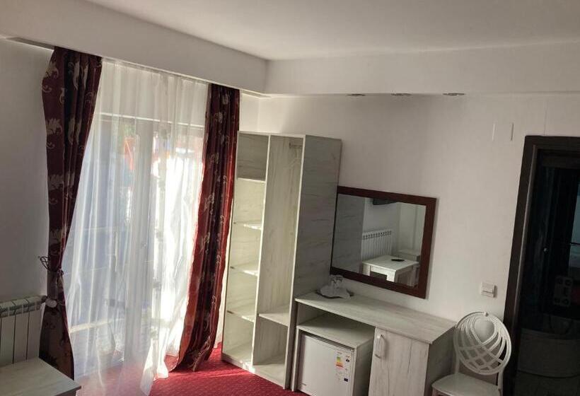 בית מלון כפרי Rudo