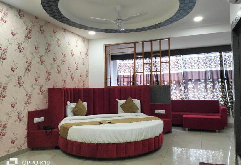 ホテル Rudra Palace