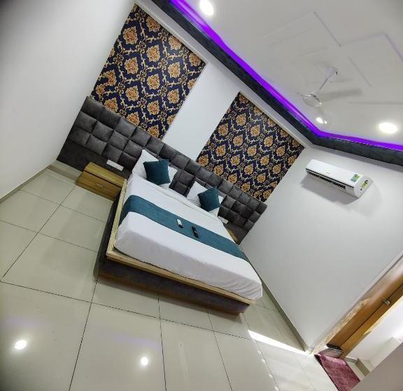 ホテル Rudra Palace