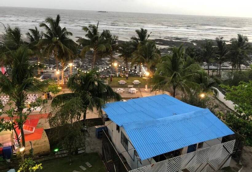 בית מלון כפרי Sea Breeze Beach Resort