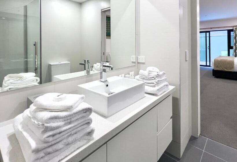 酒店 Sixty Six Boutique Apartments