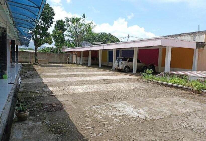 호텔 Spot On 92031 Wisma Galung Syariah