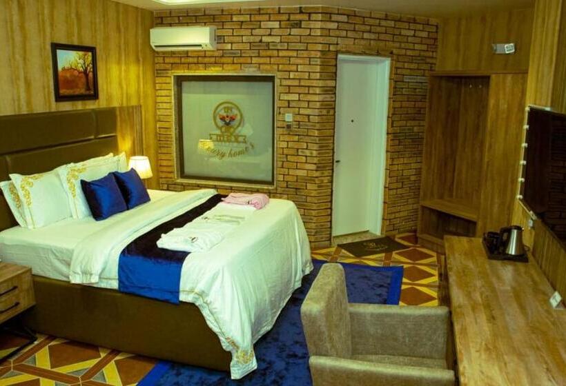 هتل Tn Max Luxury Home