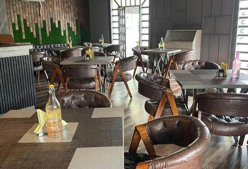 호텔 Tourist Inn By Sagar