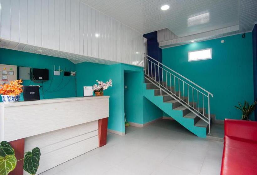 Urbanview Hotel Pangeran Palembang By Reddoorz