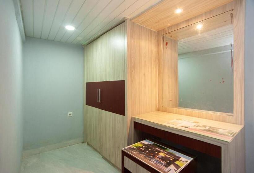 Urbanview Hotel Pangeran Palembang By Reddoorz