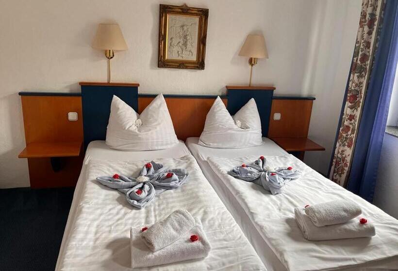 ホテル Zur Brücke