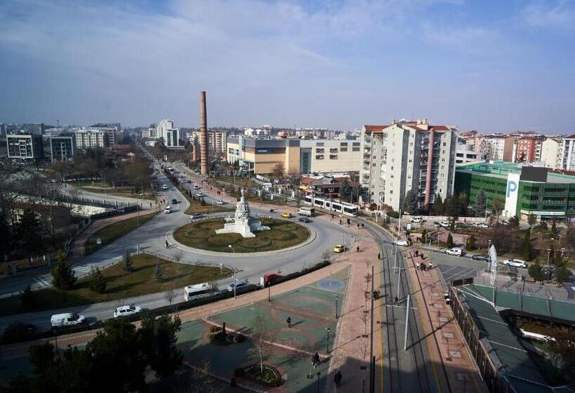 Nova Vista Centrum Hotel Eskisehir, A Member Of Radisson Individuals