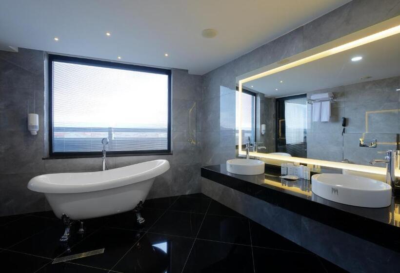 Nova Vista Centrum Hotel Eskisehir, A Member Of Radisson Individuals