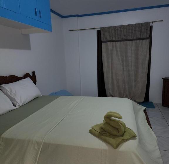 پانسیون Bella Louise House