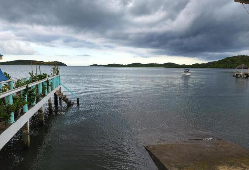 پانسیون Bella Louise House