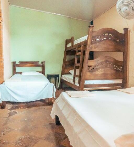 פנסיון Casa Colonial