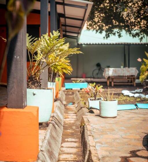 پانسیون Casa Colonial