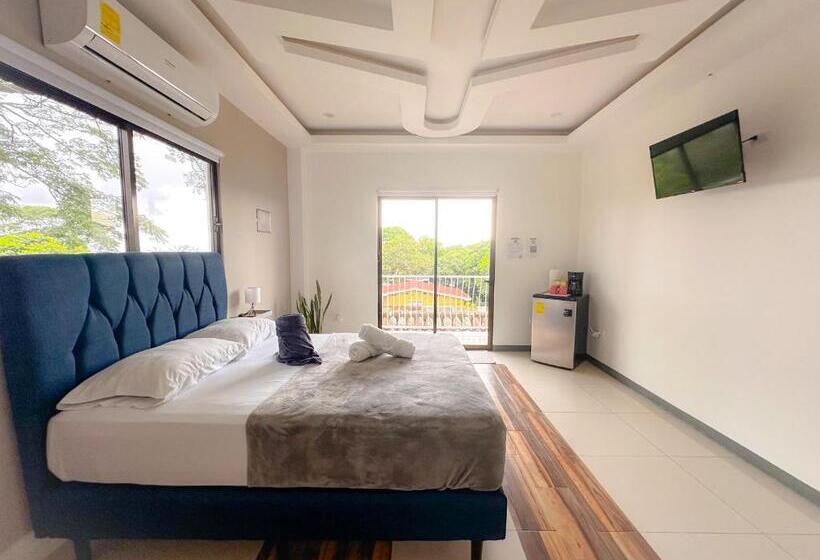 膳宿费 Casa Garitas Guesthouse & Car Rental   Free Sjo Airport Shuttle