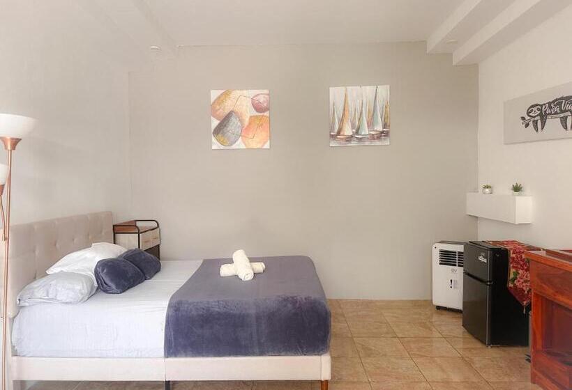 膳宿费 Casa Garitas Guesthouse & Car Rental   Free Sjo Airport Shuttle