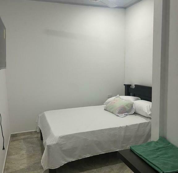 بنسيون Rio Y Sol Dorado