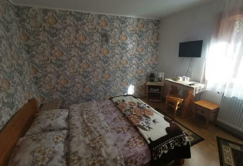 ペンション Casa Lav