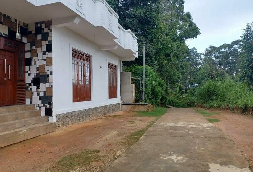 פנסיון Foxhill Resort