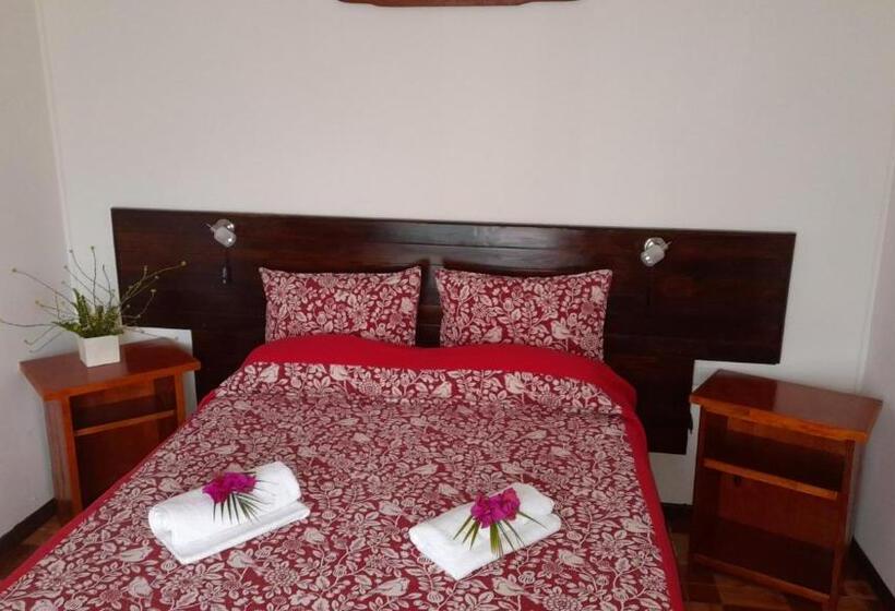ペンション Hostal Makohe Rapa Nui