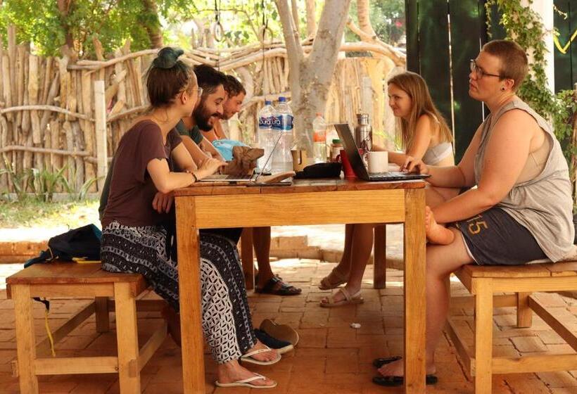 פנסיון Maracuyá Hostal Zipolite   Coworking Space