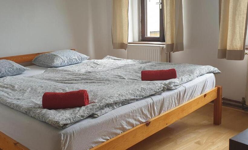 Пансион Penzion A Restaurace U Báby šubrový