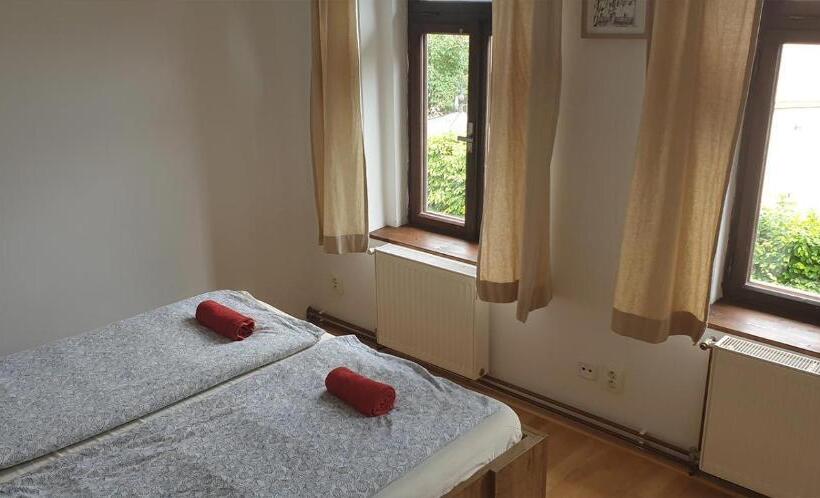 Пансион Penzion A Restaurace U Báby šubrový