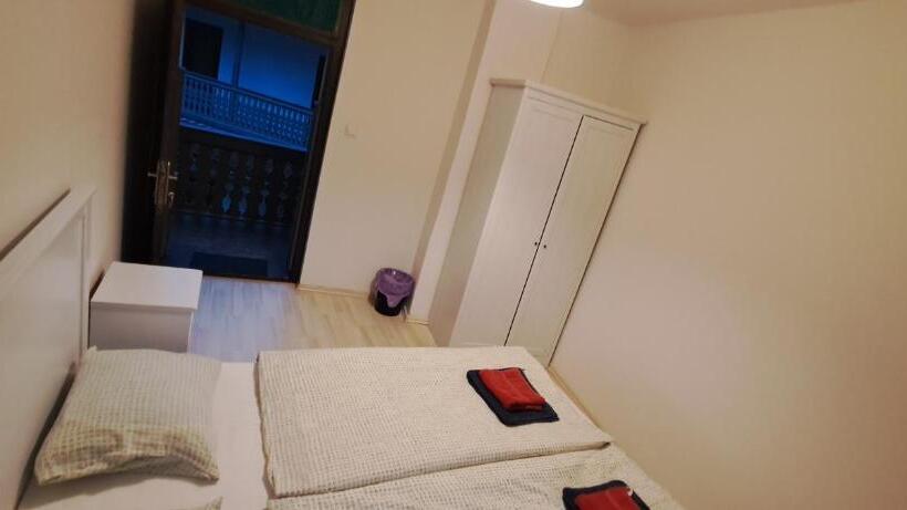 Пансион Penzion A Restaurace U Báby šubrový