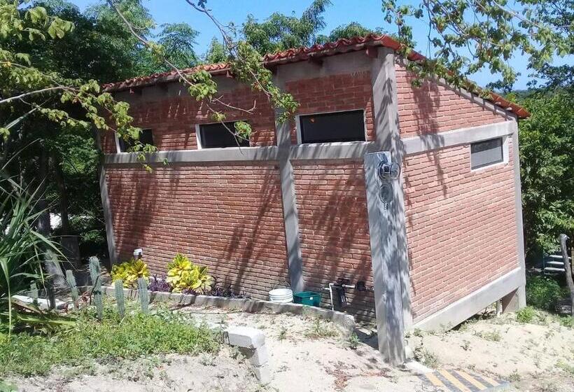 펜션 Room In House   Double Bed, Queen Size, Small Kitchen, Terrace, Wi Fi  Air Condition Quiet