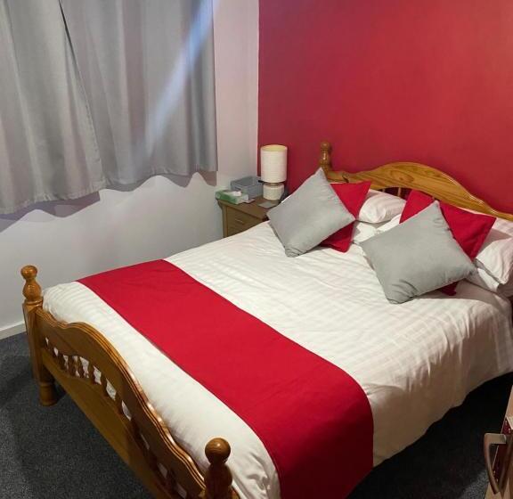 پانسیون Southway Double Room Near Derriford