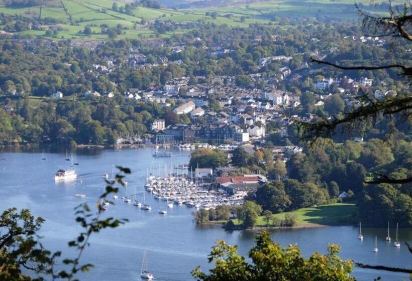 ペンション The Berry Boutique