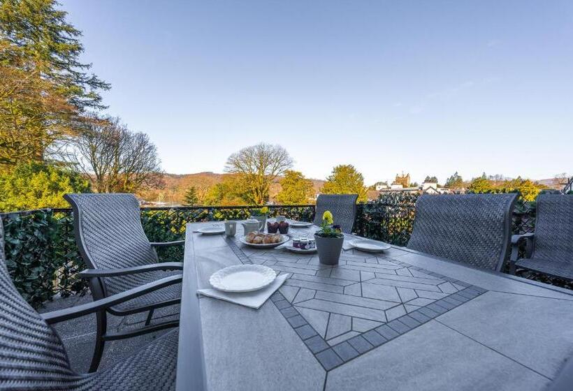 ペンション The Berry Boutique