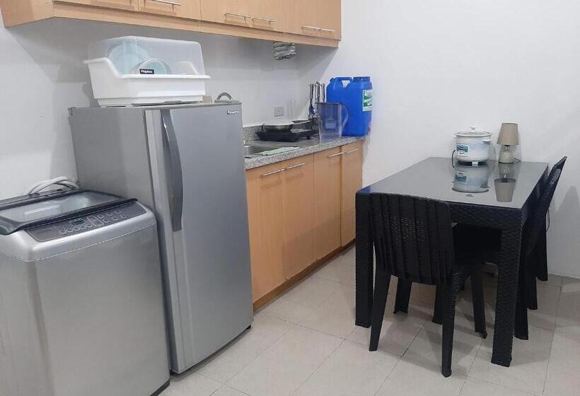 Posh Beds With City View And Pools