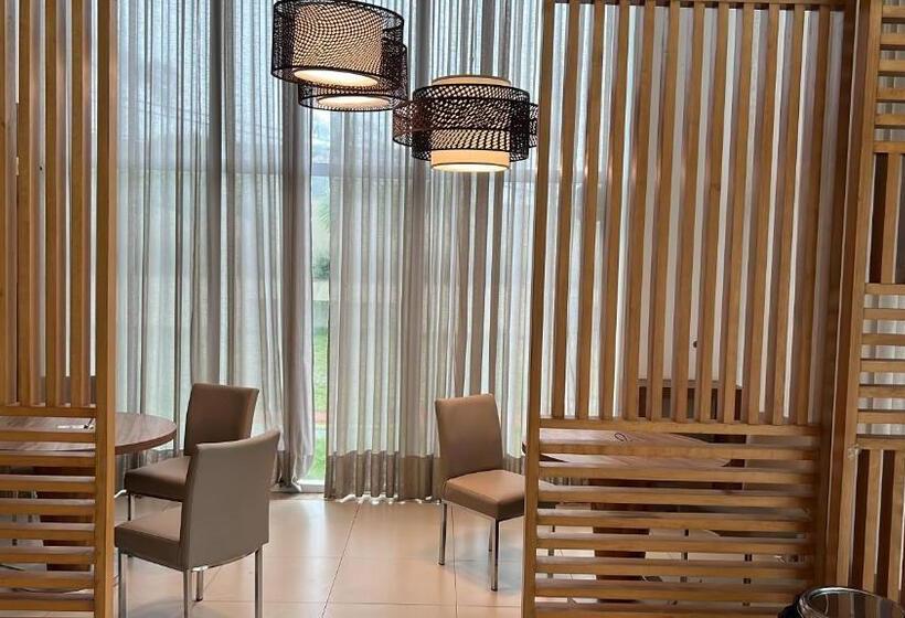 Quarto Plus No Linhares Design Hotel Es