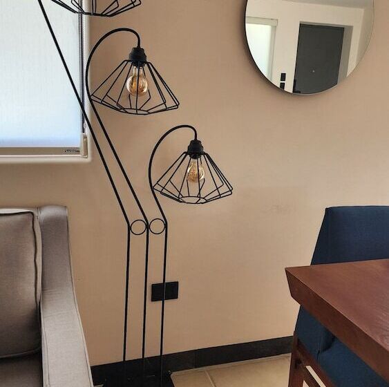 Suites Lomboy & Plaza