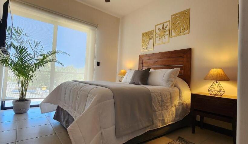 Suites Lomboy & Plaza