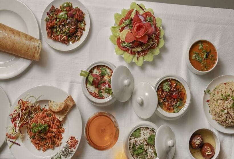 Sunday Hotel Vadodara