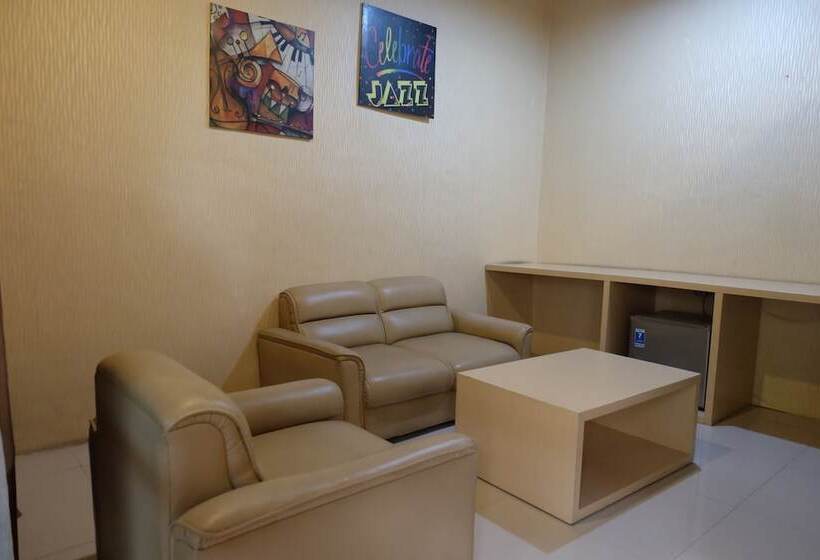 Votel Kartika Abadi  Madiun