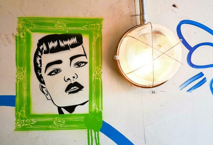 فندق صغير The Bristol Wing