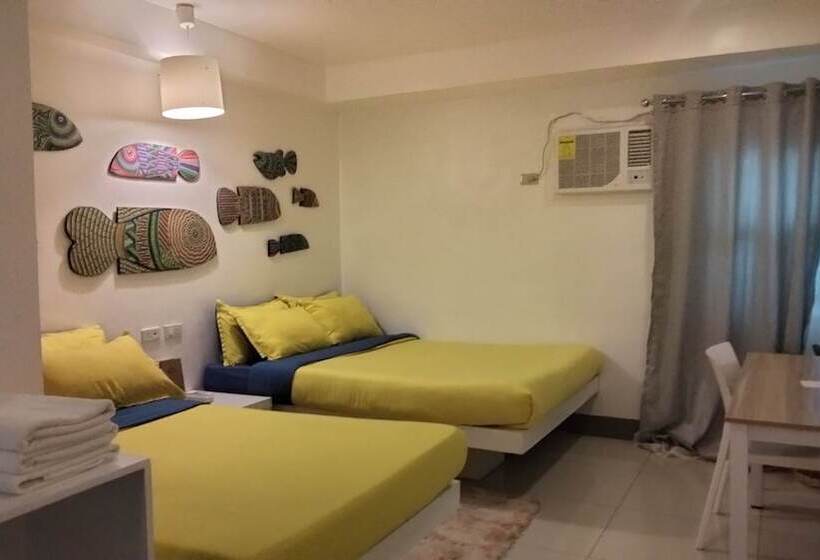 호스텔 Wanderlust Bed And Breakfast Puerto Princesa