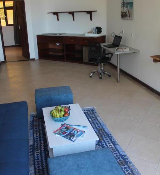 호스텔 Wharf Side Inn